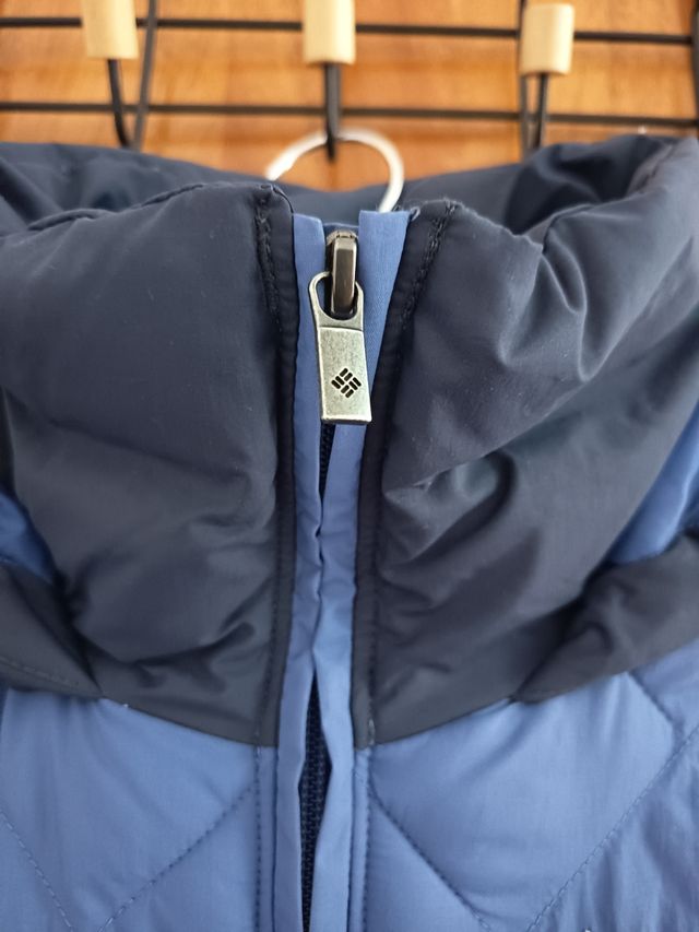 Chaqueta Columbia azul y negra