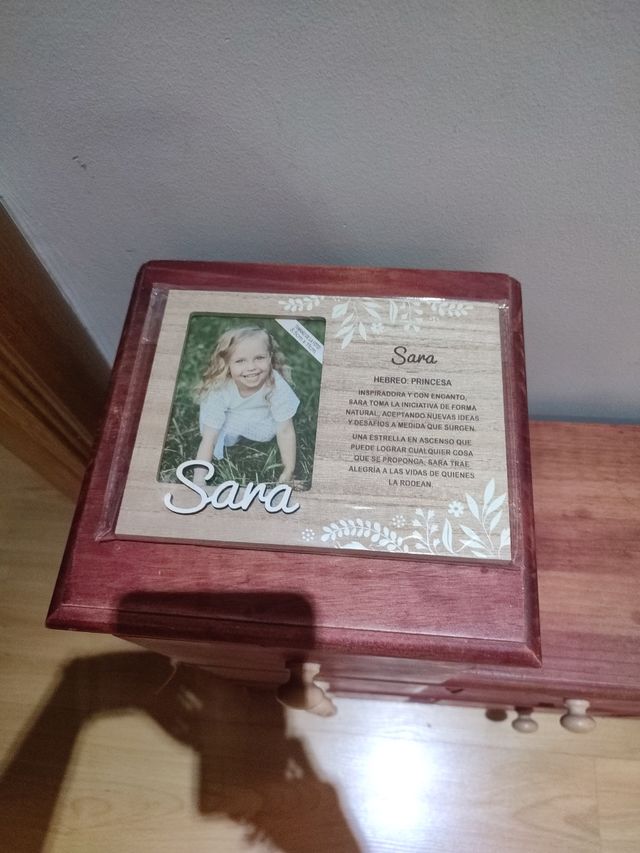 Portafotos personalizada madera Sara