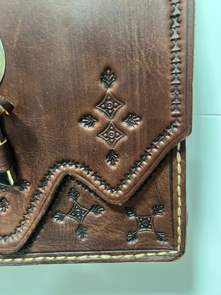 Bolso cuero artesanal marrón