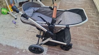 Carro Bebé reversible y trona safety 