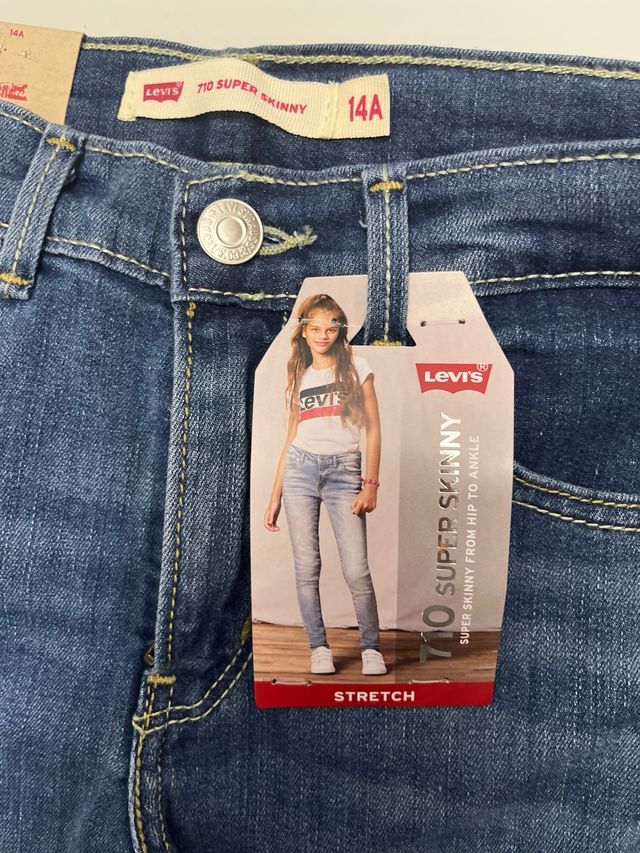 Levi's 710 Skinny Jeans - Azul
Talla 14 años niña
