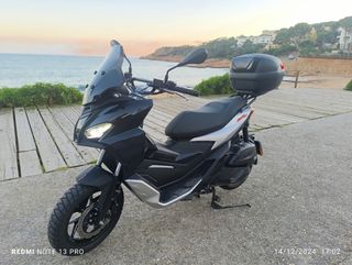 Aprilia SR GT 125 - 2024
Con 3000 km