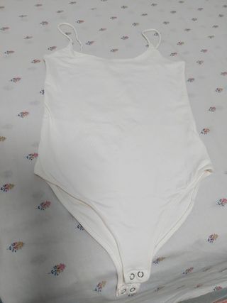 Body Stradivarius blanco