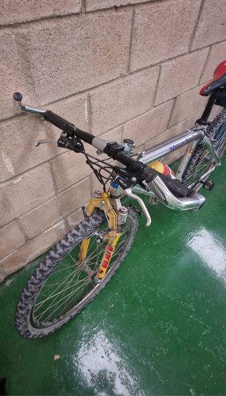 Bicicleta Montana Grisley Mega 30