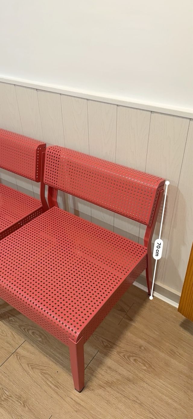 2 Sillones rojos metal para interior y exterior. 