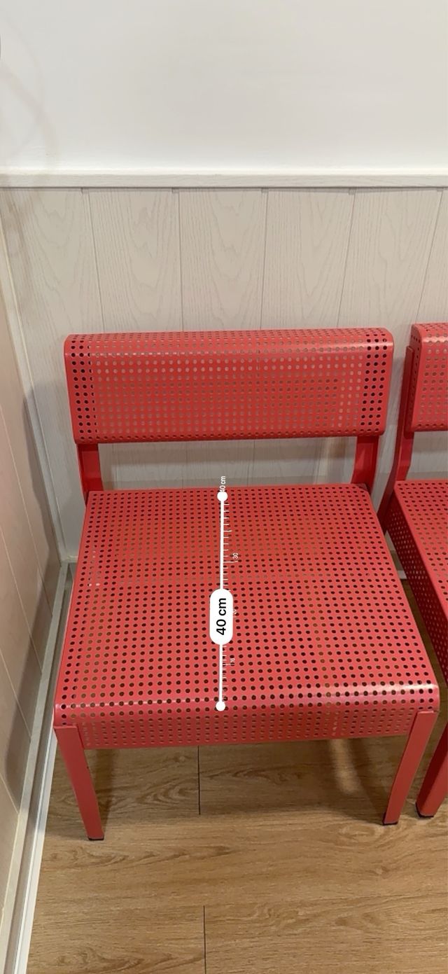 2 Sillones rojos metal para interior y exterior. 