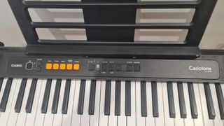 Teclado Casio CTK-1500 + soporte
