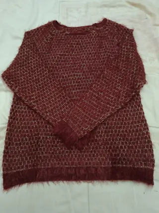 Jersey elegante granate con dorado