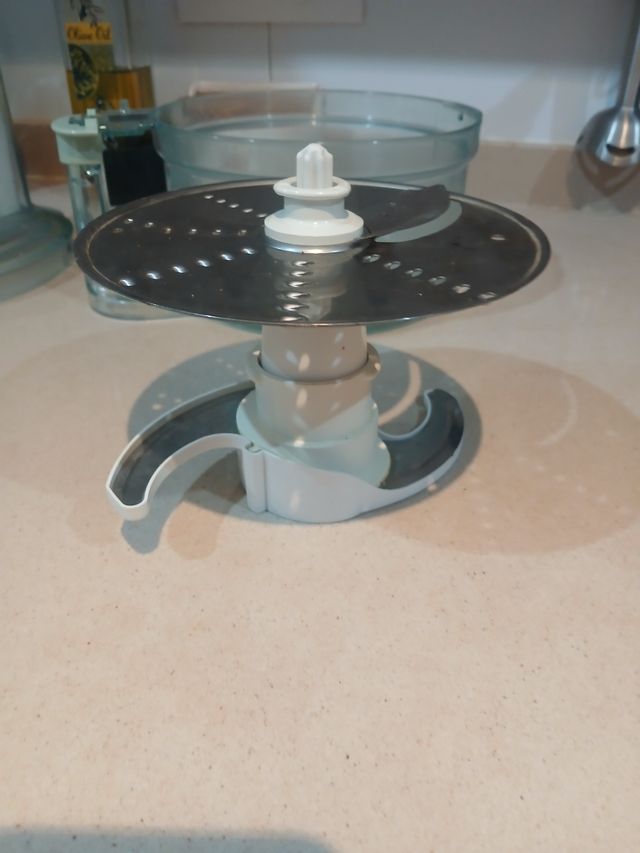 Picadora Philips HR2830 Compacto Salad