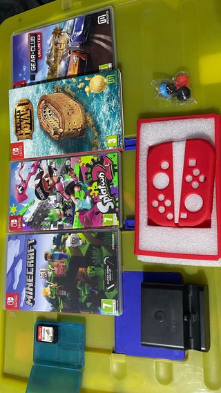 Nintendo Switch: 5 giochi + accessori