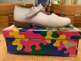 Zapato blanco niña talla 34
