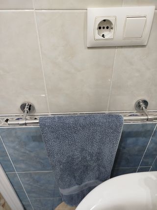 Toallero baño - metal plateado