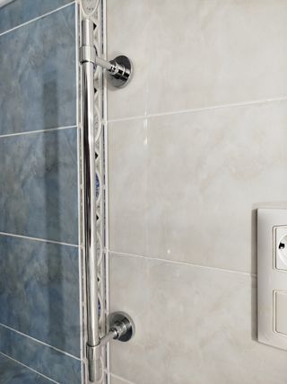 Toallero baño - metal plateado