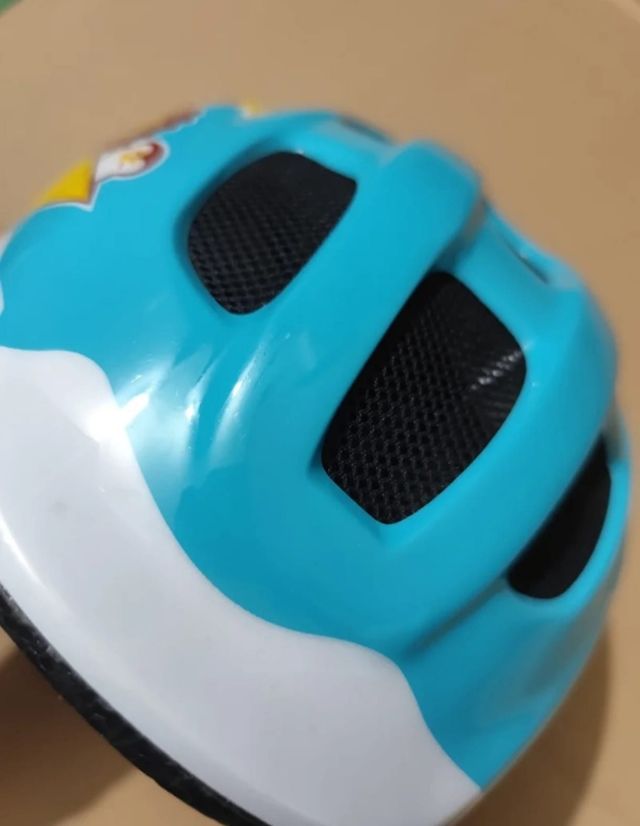 Casco bici infantil + Guantes