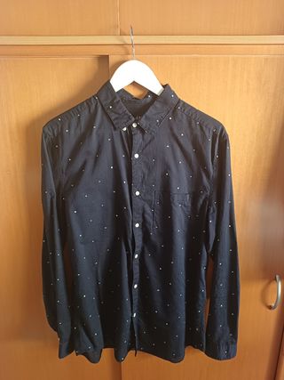 Camisa negra - puntos blancos