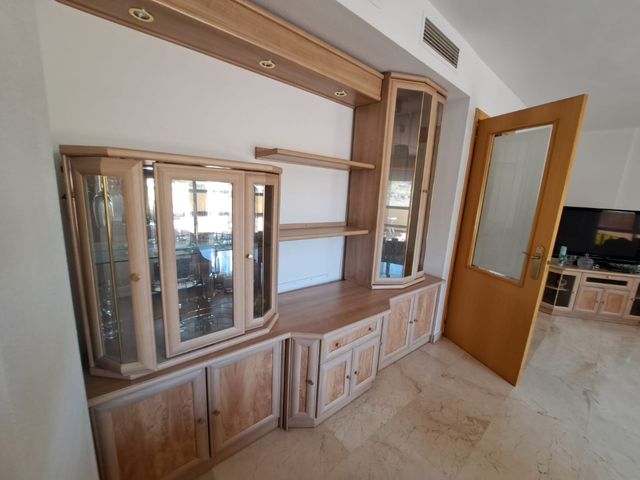 Vitrina madera salón - Mueble expositor