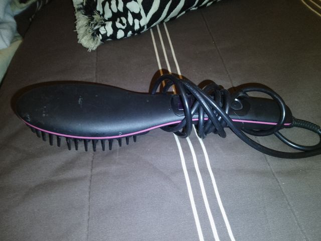 Cepillo alisador eléctrico