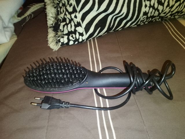 Cepillo alisador eléctrico