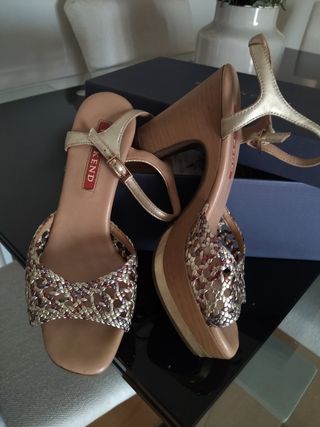 Sandalias Pedro Miralles piel.