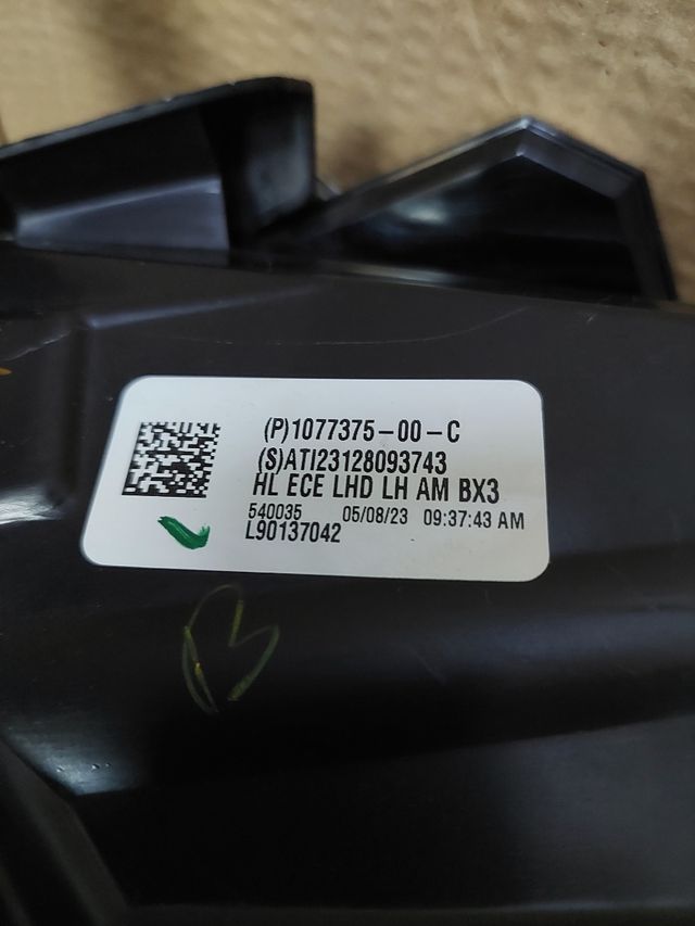 FARO IZQUIERDO TESLA MODEL 3 2023 CENTRALITA NUEVA