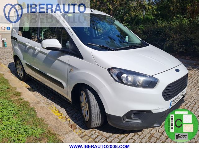 Ford Tourneo Courier 2020