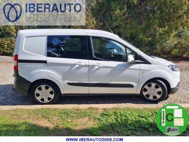 Ford Tourneo Courier 2020