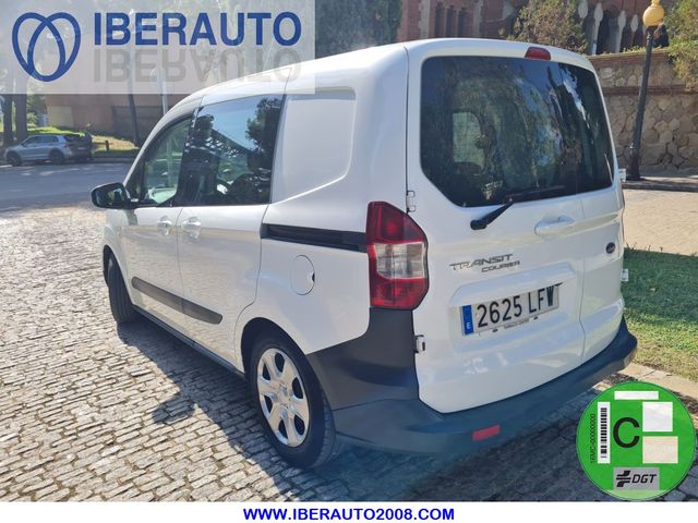 Ford Tourneo Courier 2020