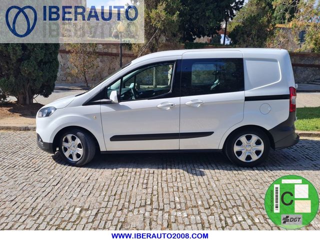 Ford Tourneo Courier 2020