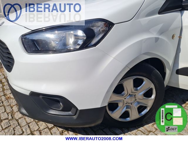 Ford Tourneo Courier 2020