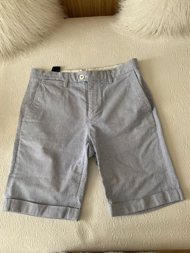 Bermuda Pedro del Hierro. De rayitas azul y blanco