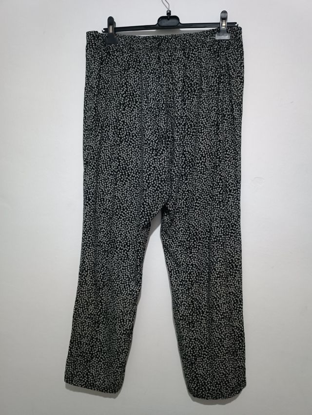 Pantalones fluidos estampados XXL