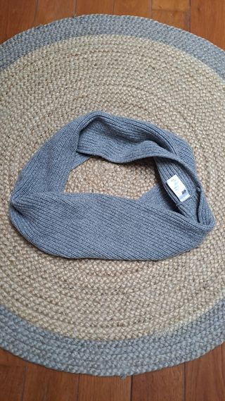 Bufanda gris H&M - Cuello