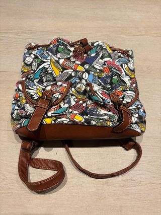 Mochila estampada zapatillas