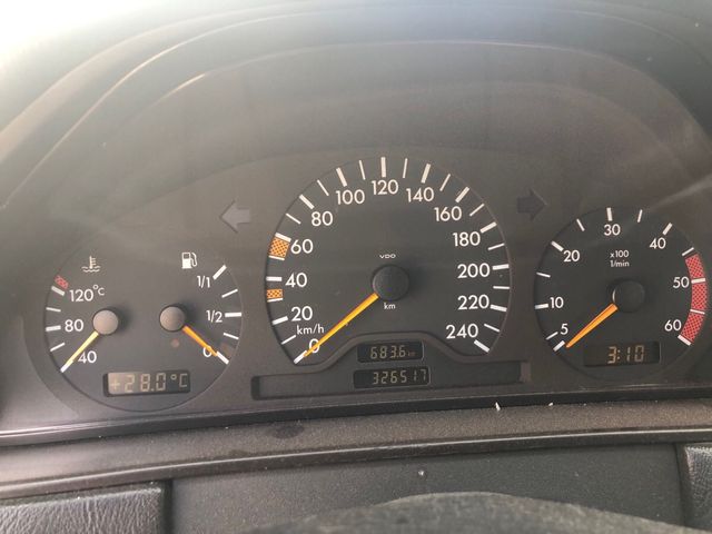 Mercedes-Benz Clase E220 1999