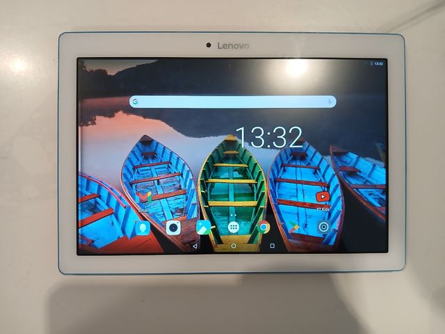 Tablet Lenovo blanca