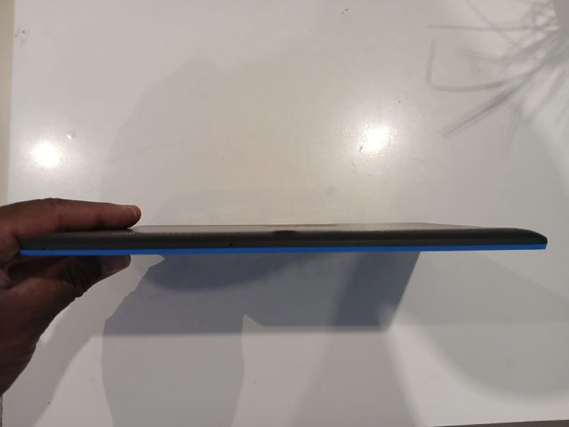 Tablet Lenovo blanca