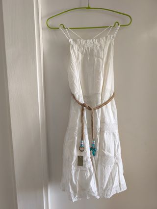 Vestido blanco niña