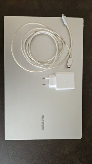 Samsung Galaxy Book 15" i5 8GB