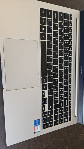 Samsung Galaxy Book 15" i5 8GB