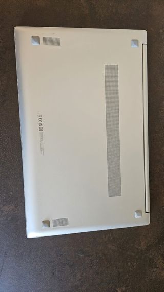 Samsung Galaxy Book 15" i5 8GB