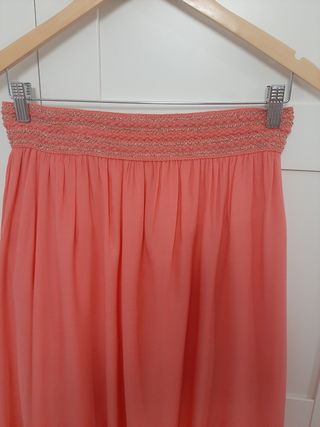 Falda larga fluida en color coral talla unica (Da 