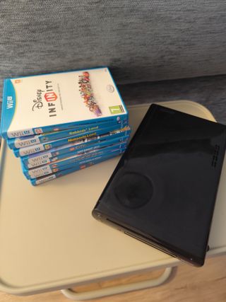 Wii U negra + juegos