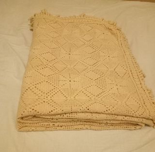 Colcha ganchillo beige 248x229cm