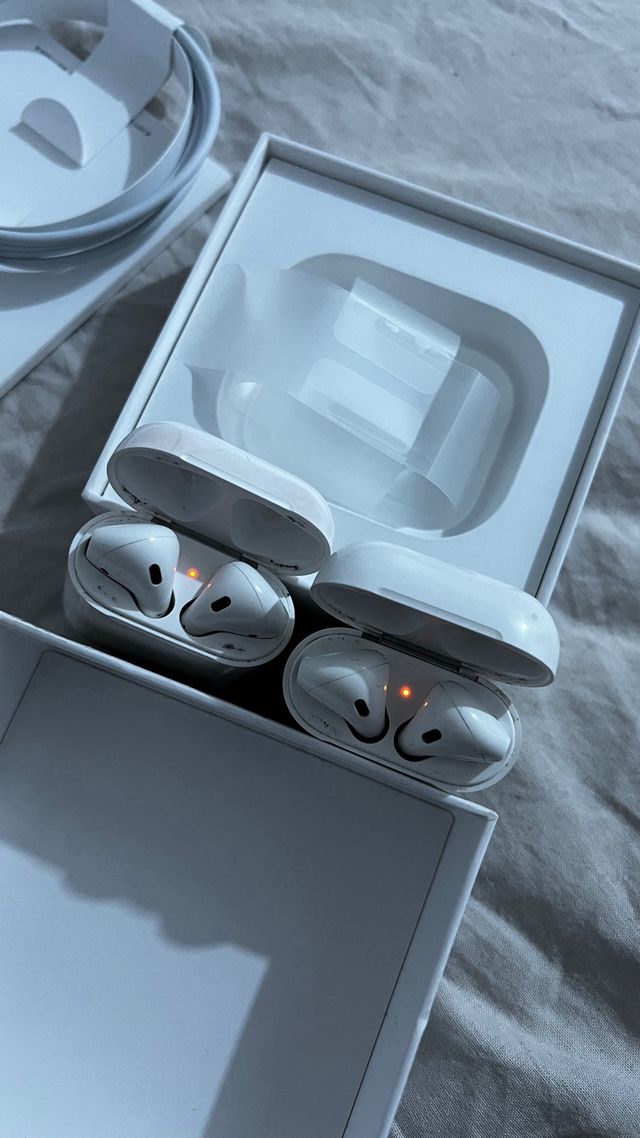 Estuche de Apple AirPods ( + mas )