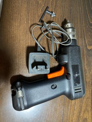 Taladro atornillador inalámbrico black & decker 