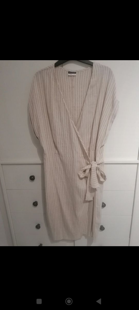 Vestido rayado beige