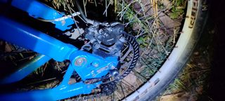 Bicicleta DH/Freeride/Enduro azul