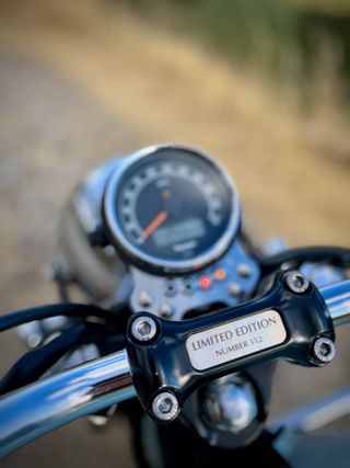 Triumph Bonneville T100 'Sixty'