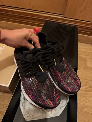 Nike Presto Mujer 39 - Multicolor