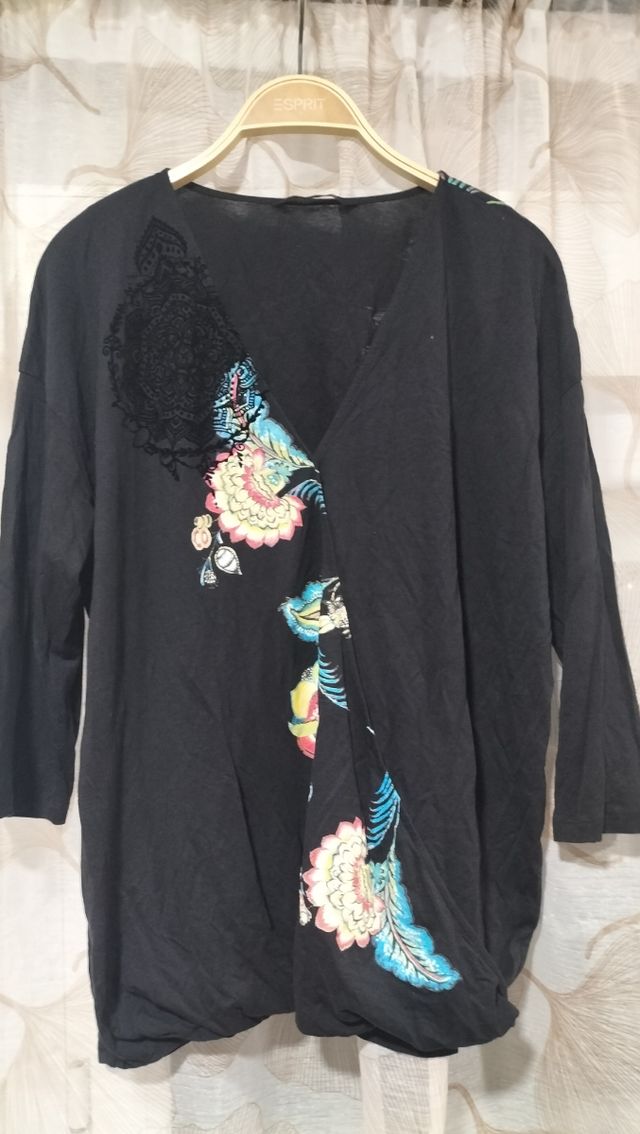 Camiseta Desigual XL - Flores